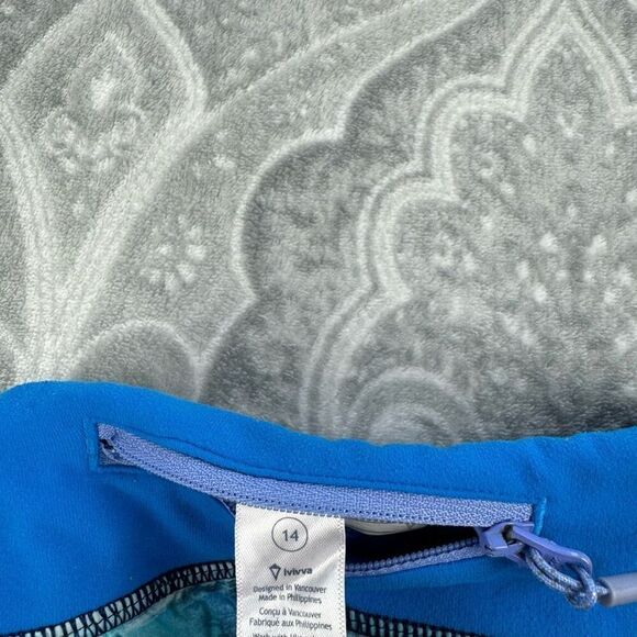 Girls Ivivva Shorts - Picture 4 of 4